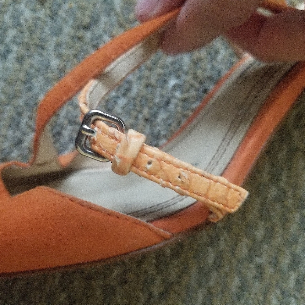 ZARA orange wingback shoes - Picture 5 of 5